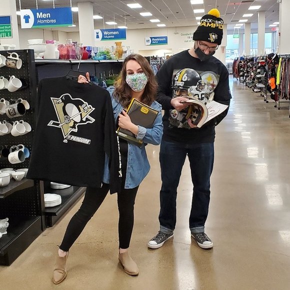 Welcome to Selvedge Threads! - Picture 2 of 2